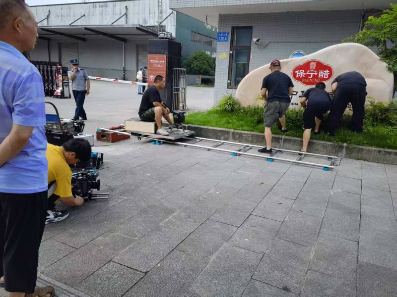 垫江广告片拍摄公司核心优势：全流程服务，让品牌广告片省心更出彩