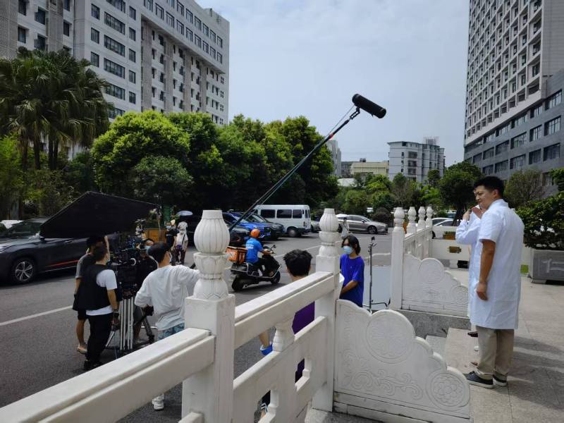 垫江广告片拍摄公司低成本实现高规格制作的诀窍